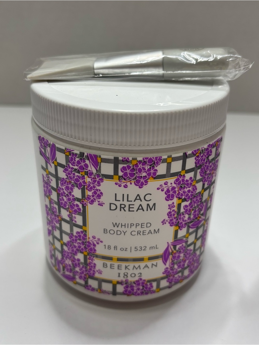 Beekman 1802 Lilac Dream Whipped Body Cream & Hand Cream - Purple Floral - Picture 3 of 6
